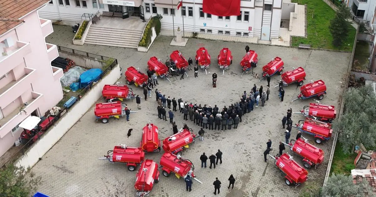 Bilecik’te 20 yeni yangın söndürme tankeri köylere teslim edildi