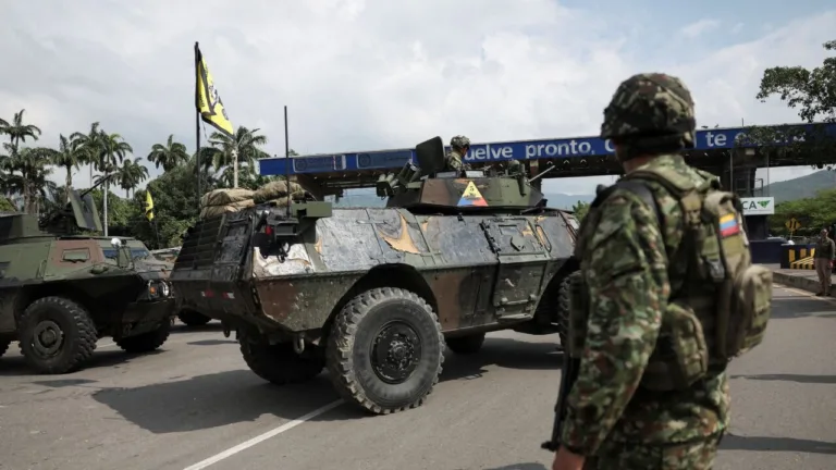 kolombiya-ordusu-abd-saldirisina-karsi-tetikte-SODBXRGW.webp