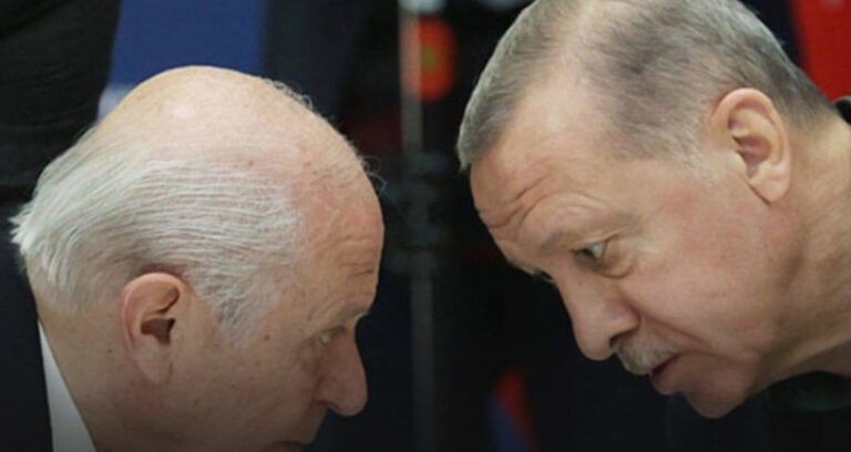 iktidara-yakin-sirketten-sasirtan-anket-akp-ile-mhpnin-ne-kadar-oy-kaybettigini-acikladi-8iT4YlAt