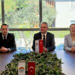 moldova-buyukelcisi-marmariste-nOrvXXJK