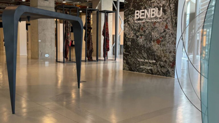 benbunun-kitabi-cermodernde-sanatseverlerle-bulustu-86VBf4M6