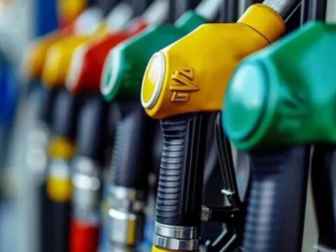 Arac sahipleri dikkat akaryakita cifte zam geldi PbS1n43u